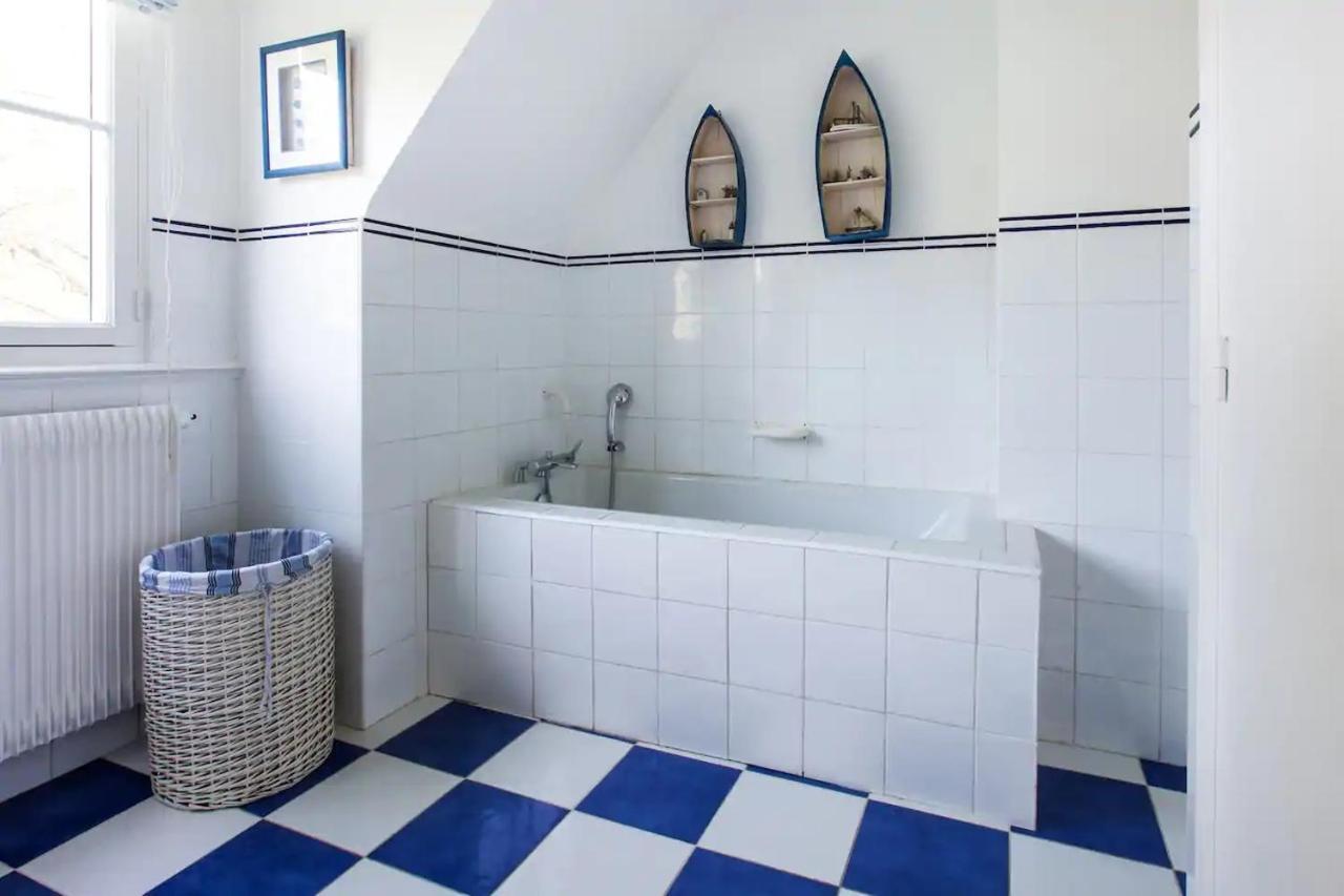 Bed and Breakfast Les Glycines Croix Esterno foto
