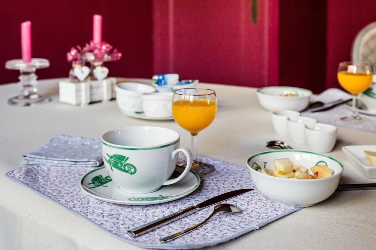 Bed and Breakfast Les Glycines Croix Esterno foto