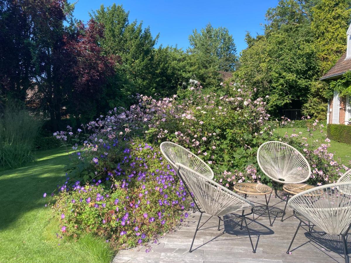 Bed and Breakfast Les Glycines Croix Esterno foto
