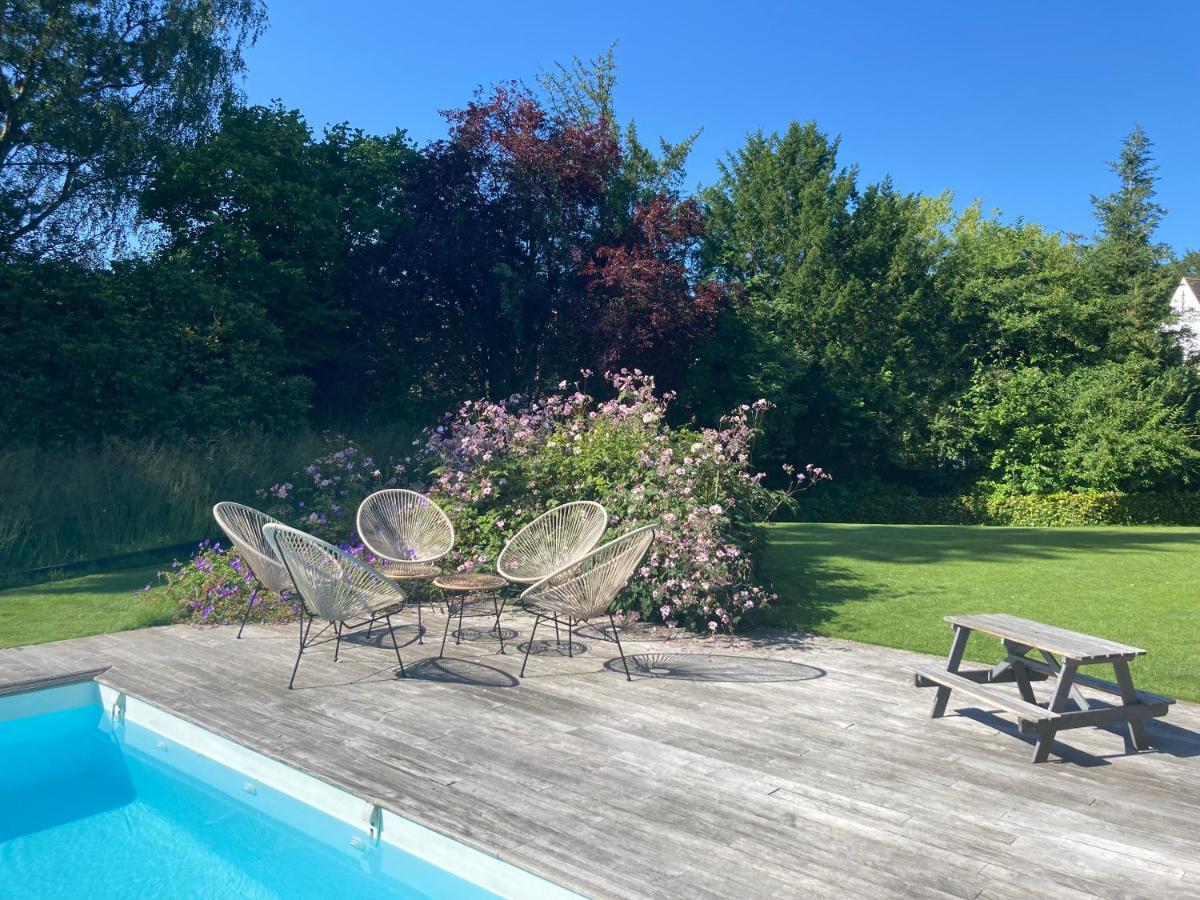 Bed and Breakfast Les Glycines Croix Esterno foto