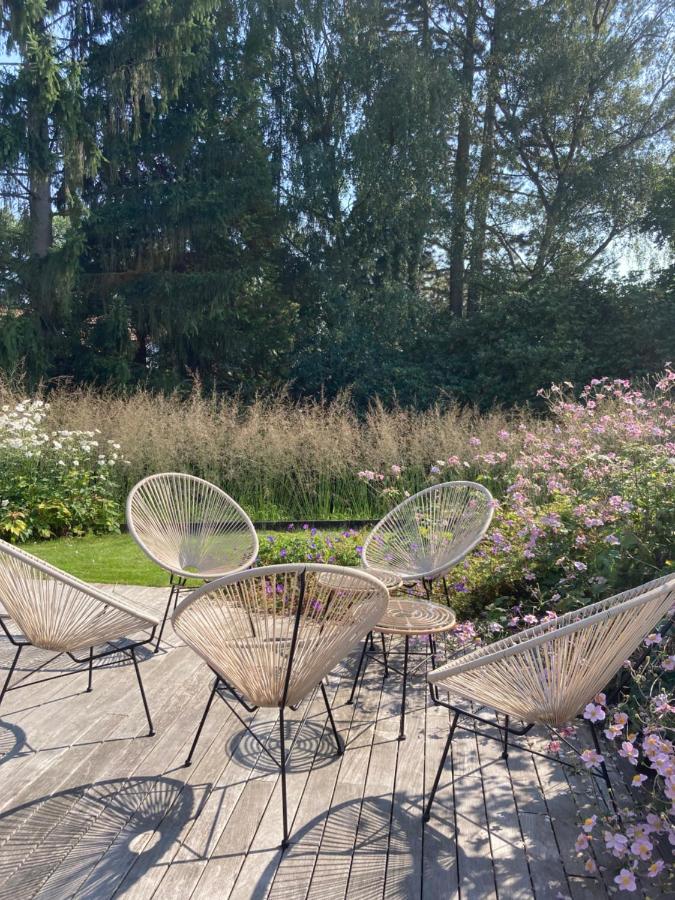 Bed and Breakfast Les Glycines Croix Esterno foto